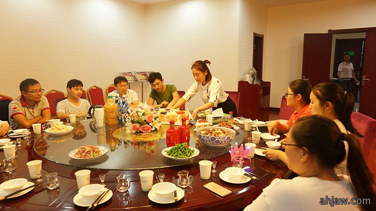 小小生日会，We are 伐木累—— 东方帝维九月员工生日会
